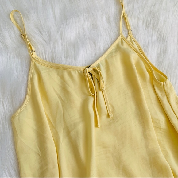 ｆｏｒｅｖｅｒ  21  ｌｉｇｈｔ  ｙｅｌｌｏｗ  ｃａｍｉｓｏｌｅ - Picture 2 of 3